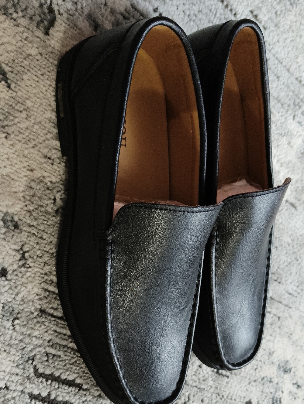 Men's Black Leather Slip-On Loafers